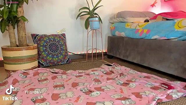 princessluna_19 webcam