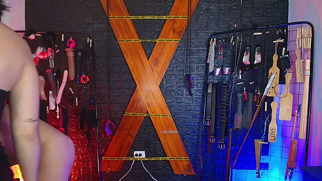 Mistress_lexi_bdsm webcam