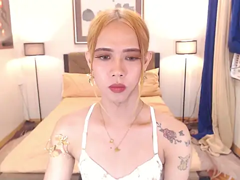 PreciousAmore webcam