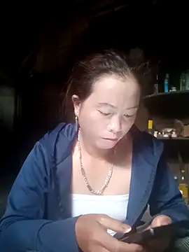 phuongtrinh1 - Phuongtrinh1's free webcam - UK Sex Cams