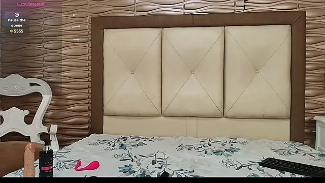 miladiosa (F young) - Control domi x 10min + squirt  💦🍆