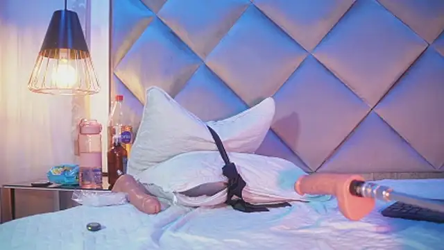 crystal_gilton webcam