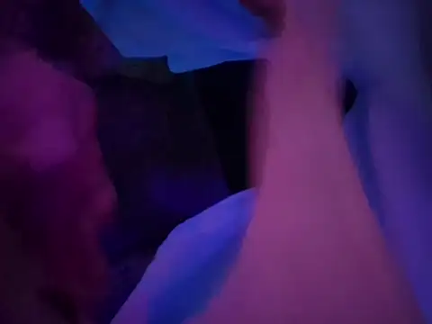 chronic_vibez - Chronic_vibez's free webcam - UK Sex Cams