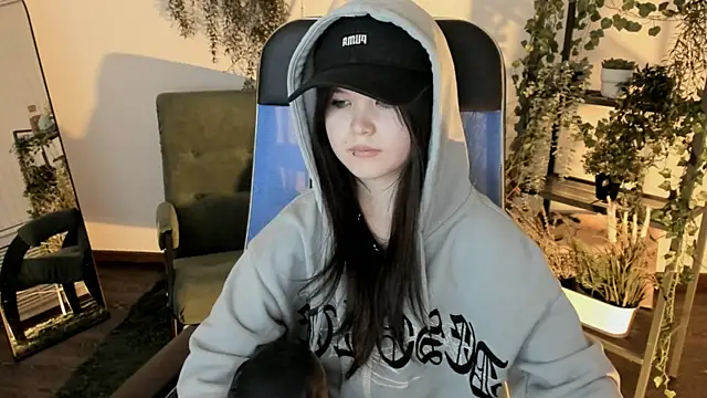 Elainebeness live sex cam