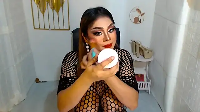 SelfsuckerQueenAmanda webcam