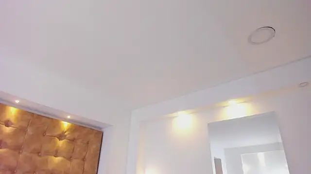 violet_giraldo webcam