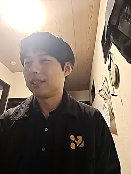 whitebriefboy webcam