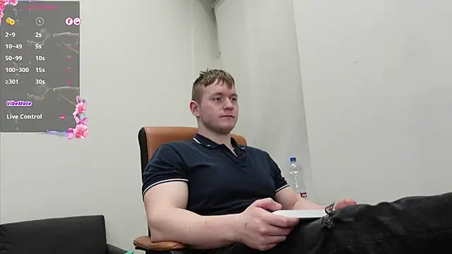 richard_dullas (M twink) - SUPPORT FOR STUD