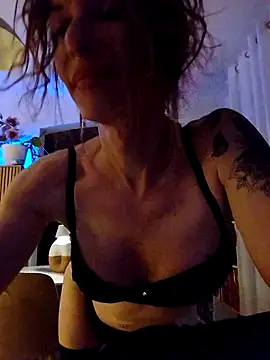 Modèle: Luna_Kitanna