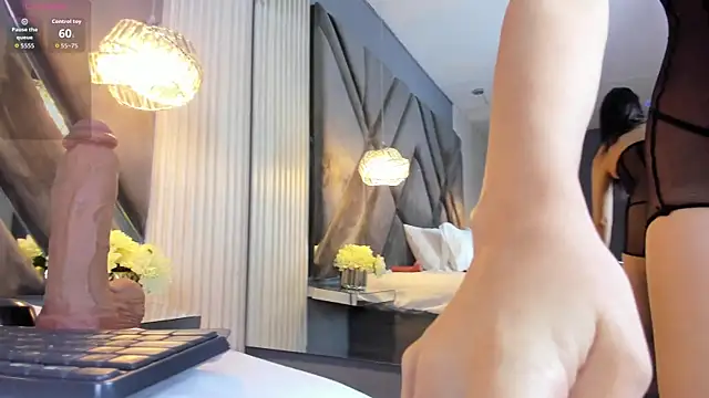 Ivonne_Millerr webcam