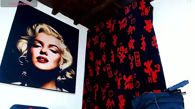 licy_blonde_hot webcam