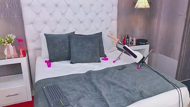 VioletSweetts webcam