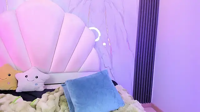 AliiceWonderland_ webcam