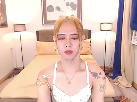 PreciousAmore webcam