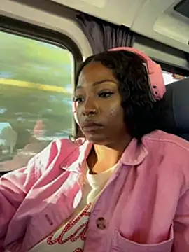 mochakaia (Ask my age) - Play with me on the train