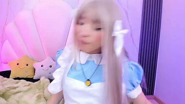 AliiceWonderland_ webcam