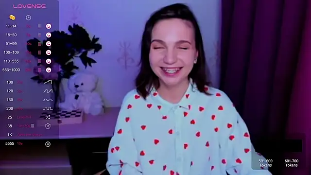 KindHazelHere_ webcam