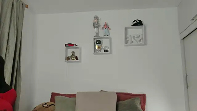 Ezzio_Scolaro webcam