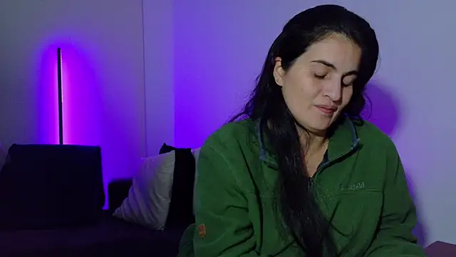 lizdevine - Lizdevine's free webcam - UK Sex Cams