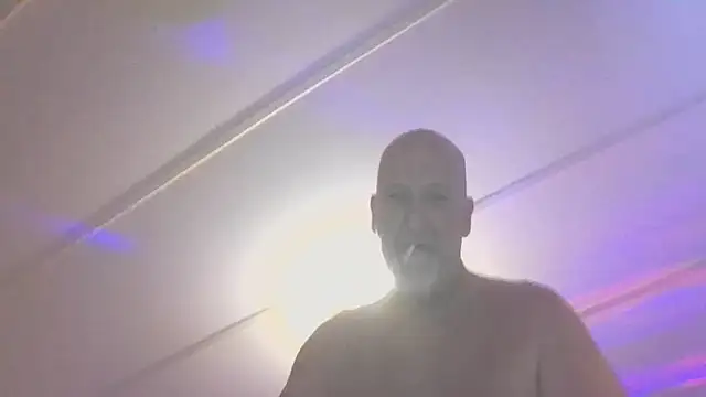 Yankeedave420 live sex cam