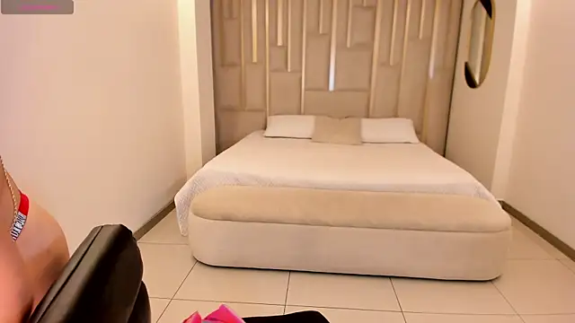 milavelvet_ (F young) - 🎀Rub your Dick in my Boobs 🎀