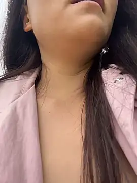美女xiaochengzi505在线直播