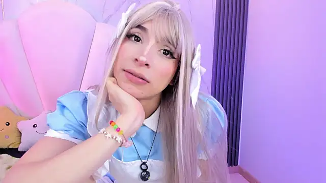 AliiceWonderland_ webcam
