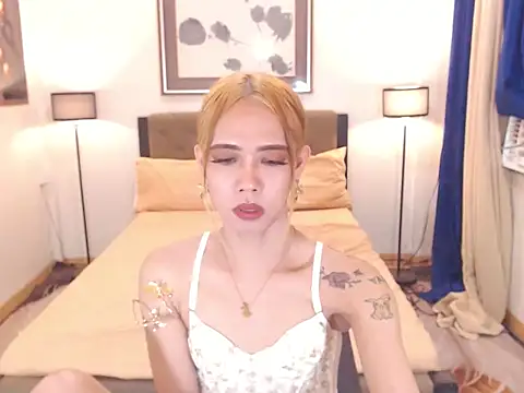 PreciousAmore webcam