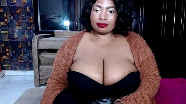 black_barbie4u webcam