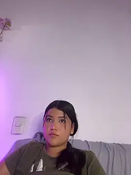 alisson_carolina73 webcam