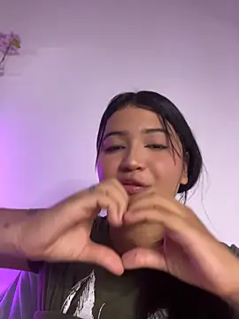 alisson_carolina73 webcam