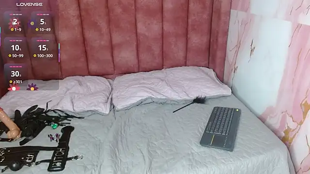 hilaryythompson webcam