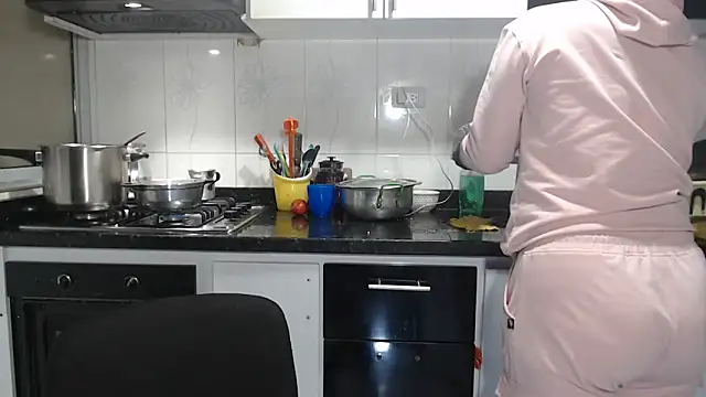 kateleyagrey - Kateleyagrey's free webcam - UK Sex Cams