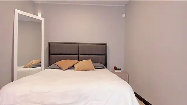 bulma_bambina_ webcam