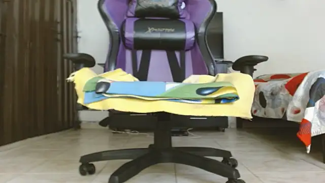 Alanni_parker webcam