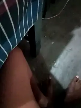 Aash_Slave_Boy webcam