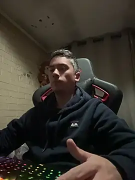 cr1sxporn - Cr1sXPorn's free webcam - UK Sex Cams