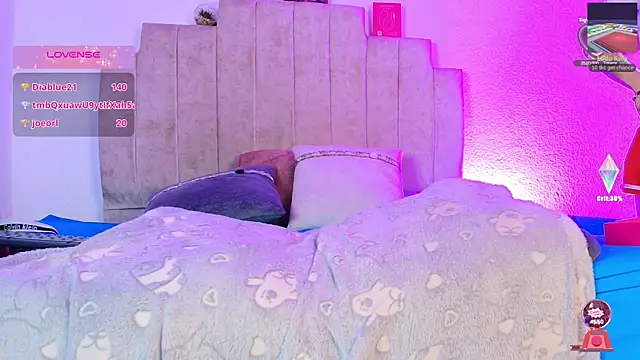 emily_hall19 - Emily_hall19's free webcam - UK Sex Cams