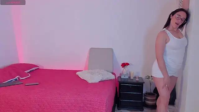 jessica_herrera_ - Jessica_Herrera_'s free webcam - UK Sex Cams