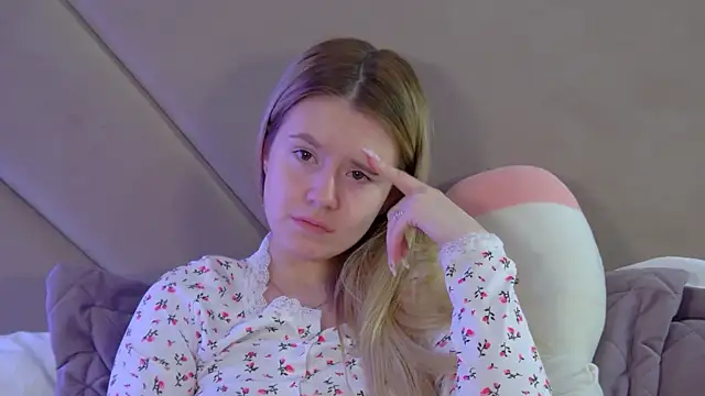 MilanaBalmain webcam