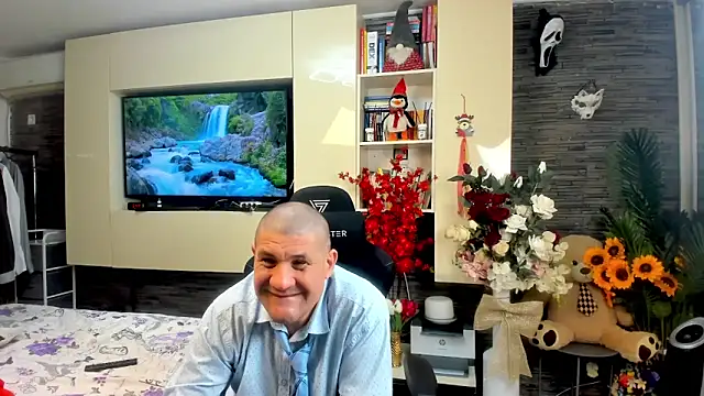 SpartacusDaddy48 webcam