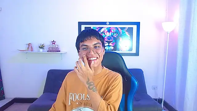 maecum18 (M twink) - Cumshow public