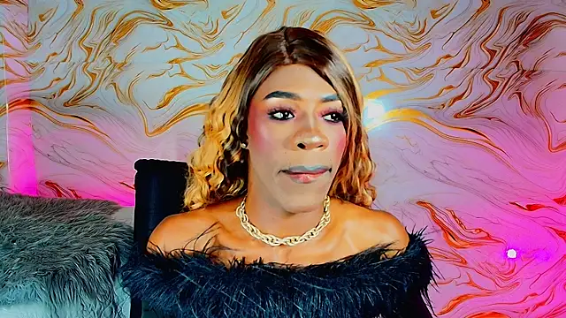 EbonyHansNight webcam