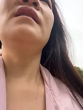 美女xiaochengzi505在线直播