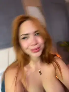 Webcam Model (Ambar_Mancinii) is live