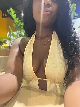 zarahferreira (F young) - Flash pussy