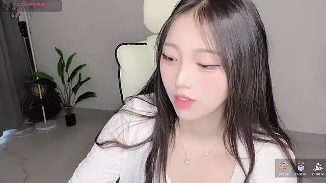 美女Yukiy8877在线直播