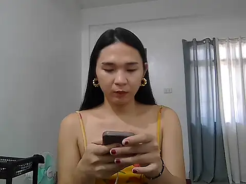 cumslut_selena69 webcam