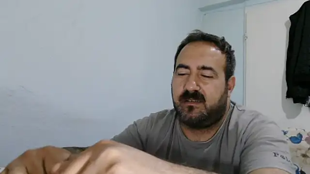 mio_jaks - Mio_jaks's free webcam - UK Sex Cams