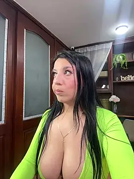 VictoriaHenao webcam